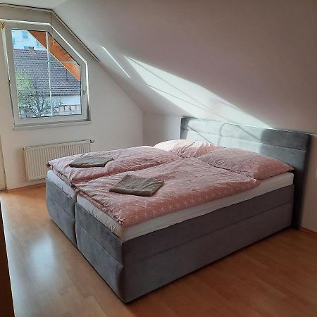 Apartman Chiarita Nemsova Bagian luar foto