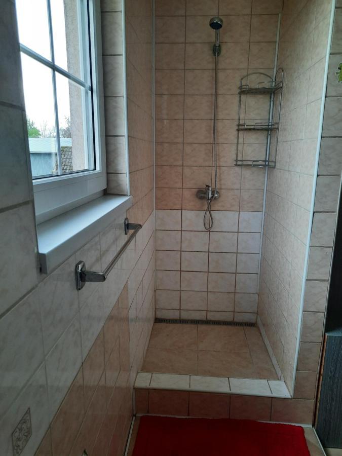 Apartman Chiarita Nemsova Bagian luar foto