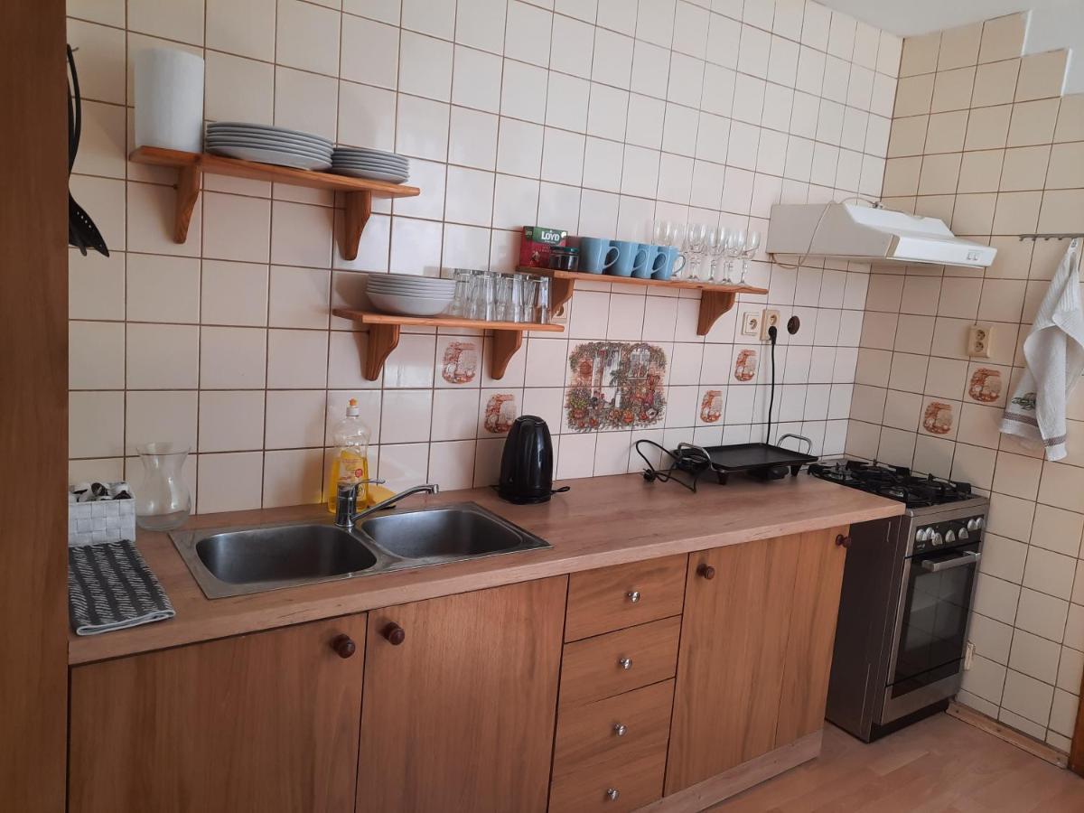 Apartman Chiarita Nemsova Bagian luar foto